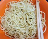 Foto langkah ke 2 dari resep Mie Siram Telur sederhana.