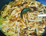 รูปขั้นตอนการทำที่ 3 ของ โกยซีหมี่ใส่ทั้งไก่ทั้งกุ้ง