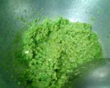 सर्दी का स्पेशल हरे मटर का हलवा (Winter special Green pea's Halwa recipe in hindi) रेसिपी चरण 2 फोटो
