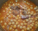 Foto del paso 6 de la receta: Garbanzos con codillo de cerdo