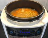Foto del paso 1 de la receta: Sopa de pollo con verduras y garbanzos en olla FussionCook FC7 Smart