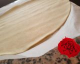 A picture of step 4 of Carbonara Empanada.