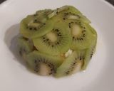 Une image de l'étape 8 de Charlotte de kiwis 🥝 au fromage blanc.