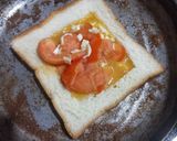 Foto langkah ke 4 dari resep Roti Tawar Telur Tomat.