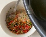 Foto langkah ke 3 dari resep Sambal Daun Jeruk.