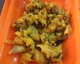 A picture of step 4 of Rava masala Dosa.