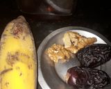 वॉलनट डेट्स स्मूदी फॉर वेट लॉस (walnut dates smoothie recipe in marathi) रेसिपी स्टेप 1 फोटो 