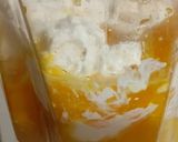 A picture of step 2 of Mango ice-cream.
