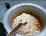 A picture of step 3 of One Pot Masaledar Khichdi.