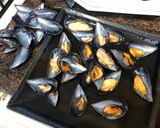 Foto del paso 2 de la receta Mejillones a la marinera