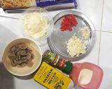 Foto langkah ke 2 dari resep Creamy Pasta Ala-ala (Fetuccini Carbonara).