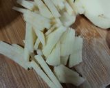 A picture of step 3 of Fries pakora.
