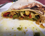 Foto del paso 6 de la receta: Wrap de pollo con verduras