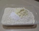 Foto langkah ke 2 dari resep Bolu kukus marbel.