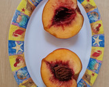 Foto del paso 2 de la receta: Durazno con queso azul al romero 🍑 Postrecito agridulce 🍑