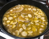 Foto del paso 7 de la receta: Lomo de dos colores en salsa española a mi manera con champiñones