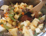 Foto del paso 3 de la receta: Guiso de carne con papas