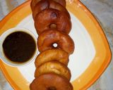 A picture of step 7 of Doughnut with chocolate sauce.