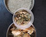 A picture of step 8 of Till chikki.