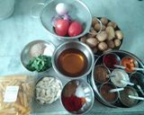 A picture of step 1 of Lasaniya Bataka and Bhungda.