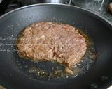 第一次做漢堡也可成功-牛肉漢堡的食譜步驟9照片