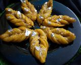 A picture of step 9 of Sweet Shakarparay.