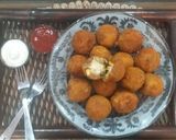 A picture of step 2 of Cheese Balls.