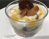 Foto del paso 2 de la receta: Yogur con miel, dátiles y almendras
