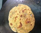 A picture of step 4 of Multigrain sprout paneer grilled wrap.