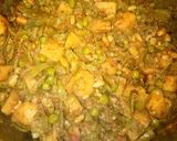 A picture of step 10 of Saim, matar & Aloo ka salan.
