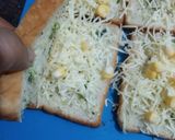 गार्लिक ब्रेड /चीझ गार्लिक ब्रेड (Garlic bread recipe in marathi) रेसिपी स्टेप 4 फोटो 