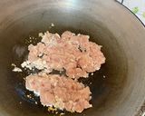 รูปขั้นตอนการทำที่ 2 ของ เมี่ยงอกไก่ผัดน้ำพริกเผา