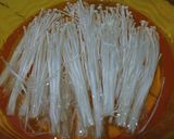 Foto langkah ke 1 dari resep Jamur Enoki Crispy 💚.