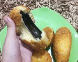 Foto langkah ke 5 dari resep Roti Goreng Cokelat Leleh Enak Mudah Anti Gagal.