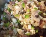 A picture of step 3 of Pepper, Pork, and Onion, Ramen.