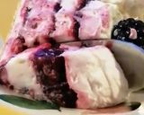 A picture of step 4 of Lime and Berry Semifreddo.