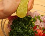 Świeża salsa z pomidorami - przepis krok przepisu 5 zdjęcie