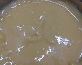 A picture of step 3 of Mango shake.