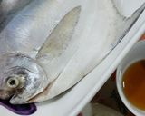 Foto langkah ke 1 dari resep Ikan Bawal Putih Tim harum, bisa untuk makan anak.