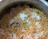 A picture of step 2 of Pressure cooker vermicelli upma.