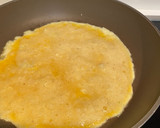 Foto del paso 2 de la receta: Mini pizza con base de coliflor en sartén