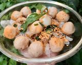 Hình bước làm 3 của món Bánh tráng trộn cá viên chiên