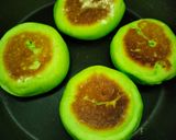 Foto langkah ke 8 dari resep Roti Pandan isi Unti Kelapa.