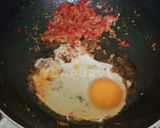 Foto langkah ke 4 dari resep Nasi Goreng Hitam Tinta Cumi ala dapurVY.