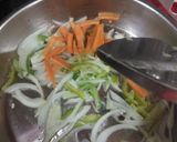 A picture of step 2 of Veg kathi Roll.