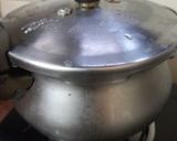 A picture of step 5 of Punjabi dinner thali.