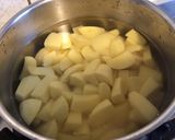 Une image de l'étape 1 de Écrasée de pommes de terre gratinée aux deux fromages.
