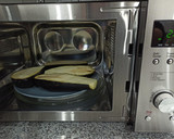 Foto del paso 1 de la receta: Berenjenas rellenas 🍆🍴