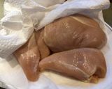 A picture of step 1 of Crockpot Hot Chicken Sandwiches.