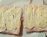 Foto del paso 11 de la receta Tostas de pechuga de pavo y queso brie con cebolla, nueces y piñones caramelizados